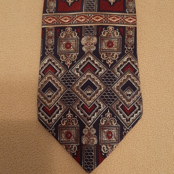 Neck Tie - Picture 2 of 4
